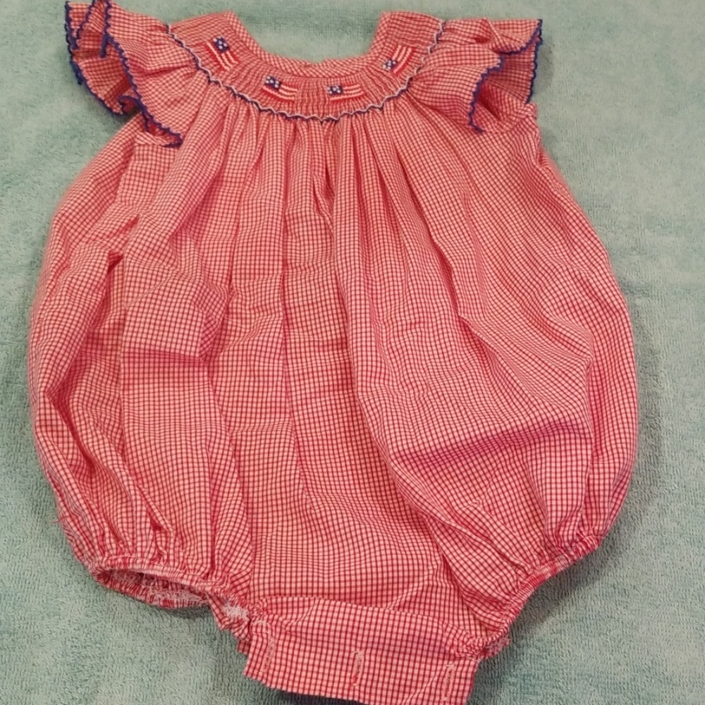 Petit Bebe | USA Flag Smocked Bodysuit